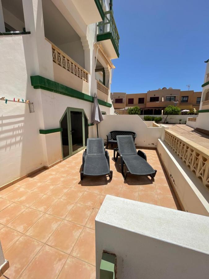 Apartamento Gaudia Caleta De Fuste Exterior photo
