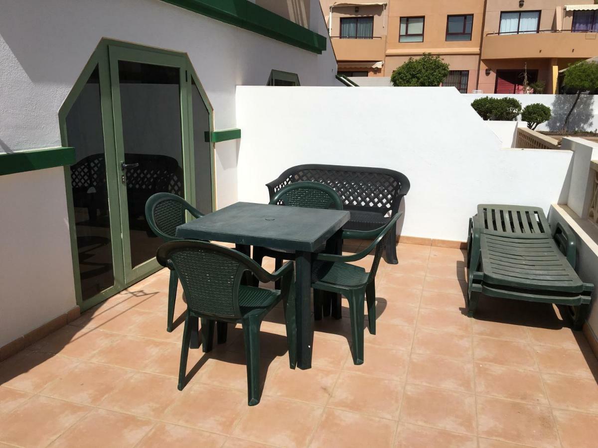 Apartamento Gaudia Caleta De Fuste Exterior photo